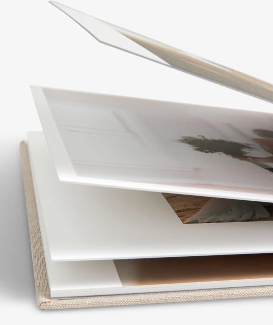 2evr_q12023_pdpupdates_layflat_photothickness2_1_